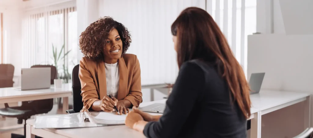 Types of Financial Institutions: How to Choose A Credit Union vs. Bank 4 0dddec94 ee78 4c0c 981e 43f25bf7f550