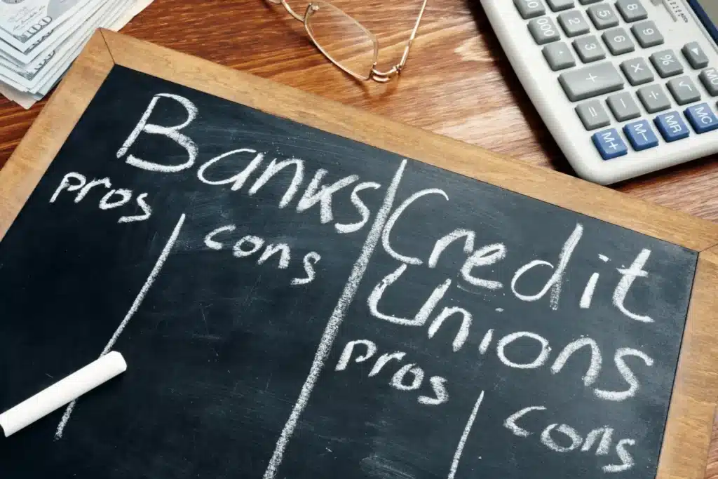 Types of Financial Institutions: How to Choose A Credit Union vs. Bank 7 e636ebb5 3e95 4e62 8a68 c0b5e28b2155